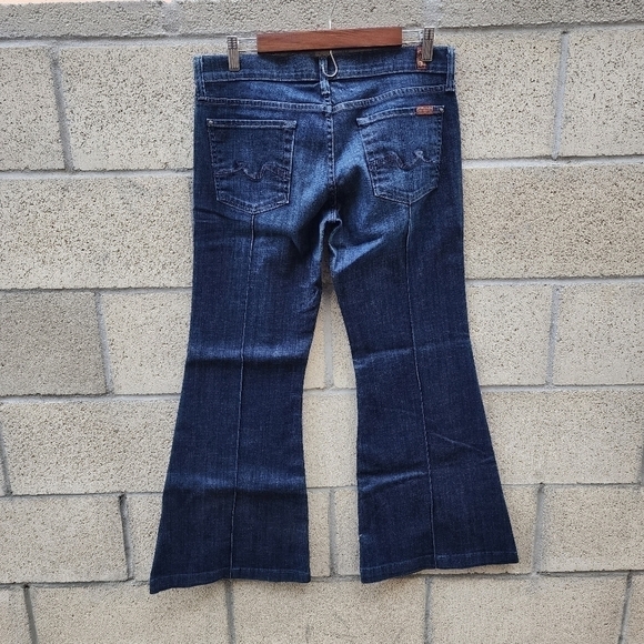𝅺7 All Mankind Dark Blue Super Flare Jeans Women's Size 30 - Picture 2 of 7